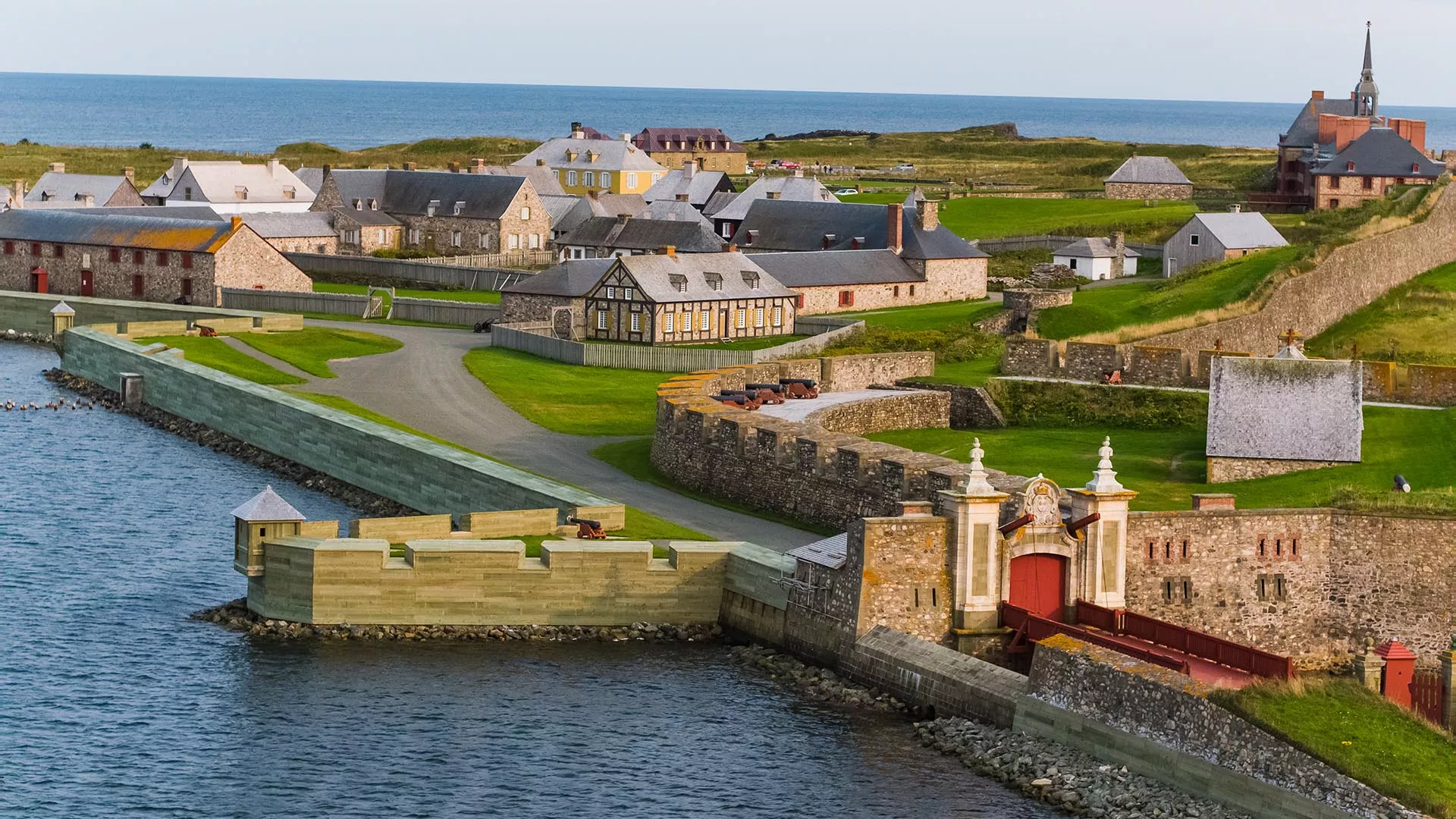Fortress of Louisbourg Armour Stone Installation | Parks Canada Agency